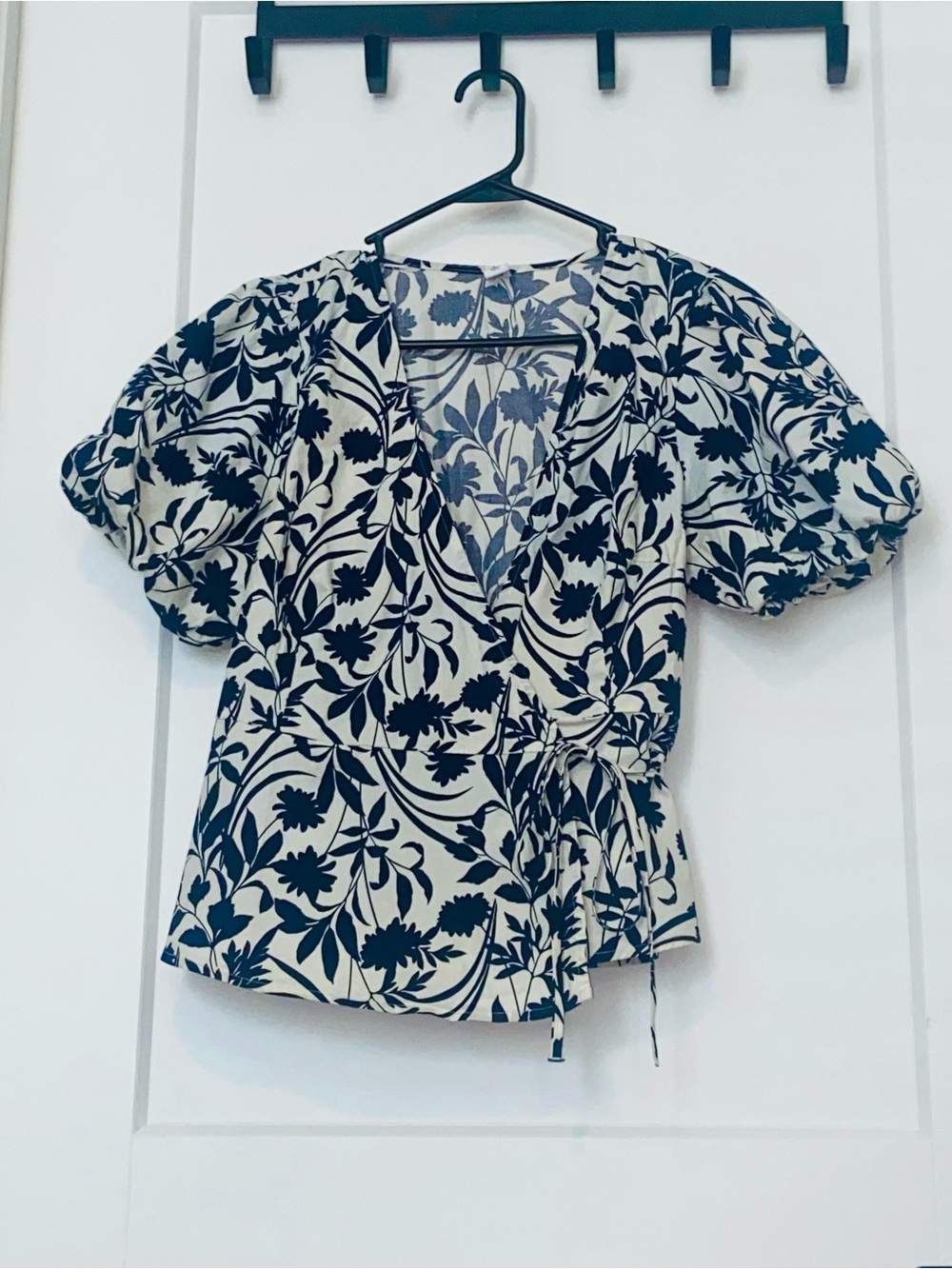 Floral Wrap Puff-Sleeve Top
